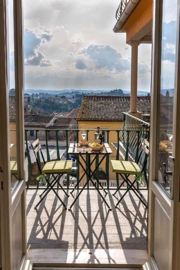 Apartamento San Miniato - Terrazza Panoramica In Centro Storico Exterior foto